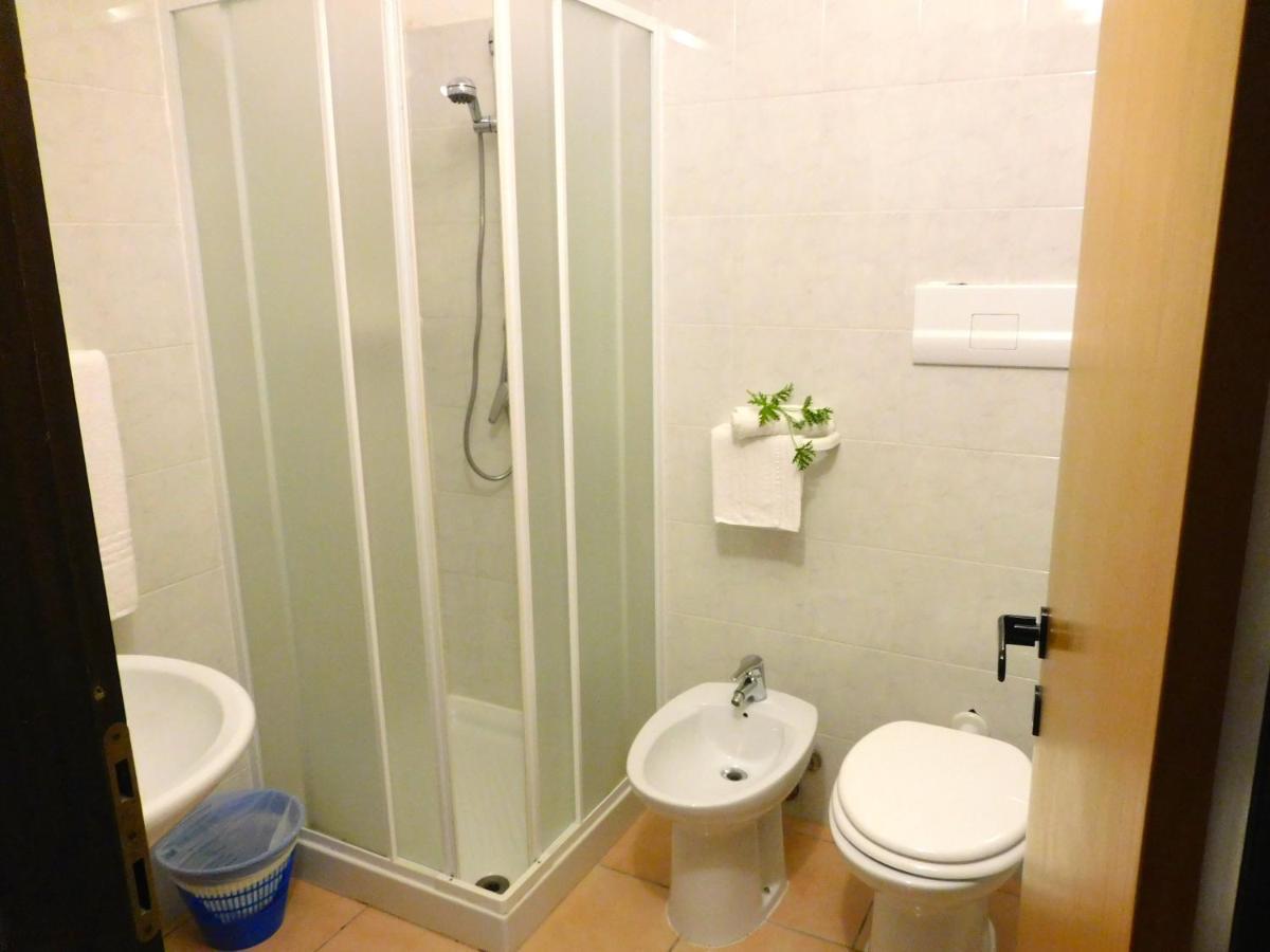 Residence La Pineta Будони Экстерьер фото