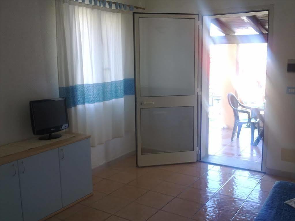 Residence La Pineta Будони Экстерьер фото